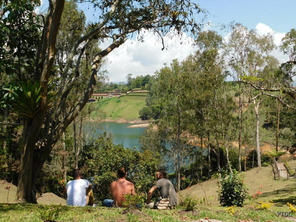 Bacoa Hostel Guatapé Extérieur photo