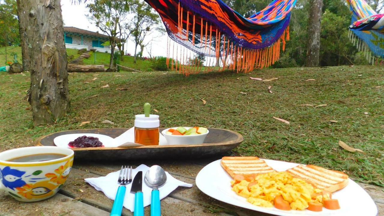 Bacoa Hostel Guatapé Extérieur photo